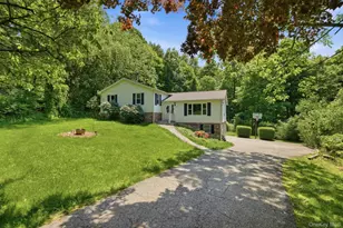 19 Taurat Pl, Mahopac, NY 10541 - Photo 33
