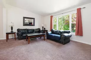 19 Taurat Pl, Mahopac, NY 10541 - Photo 3