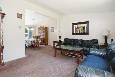 19 Taurat Place, Mahopac, NY 10541 - Photo 5