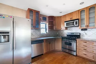 2560 Stillwell Ave, Brooklyn, NY 11223 - Photo 5