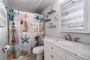 7 Maple Ct, Selden, NY 11784 - Photo 17