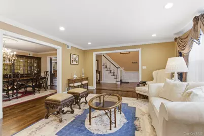 2 Knoll Lane, Glen Head, NY 11545 - Photo 13