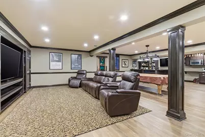 2 Knoll Lane, Glen Head, NY 11545 - Photo 33