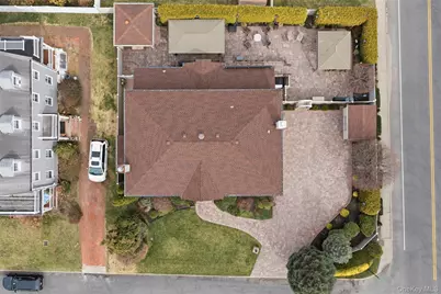 2 Knoll Lane, Glen Head, NY 11545 - Photo 49