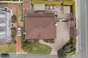 2 Knoll Ln, Glen Head, NY 11545 - Photo 49