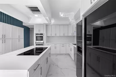 12 Lost Meadow Lane, Port Jefferson, NY 11777 - Photo 15