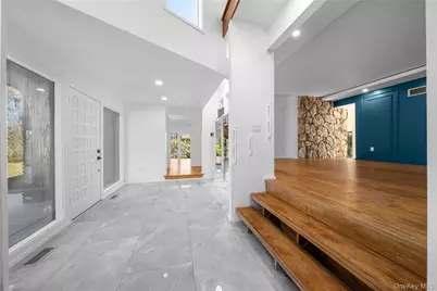 12 Lost Meadow Lane, Port Jefferson, NY 11777 - Photo 9