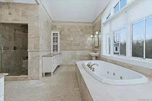 17 Plover Ln, Lloyd Harbor, NY 11743 - Photo 21