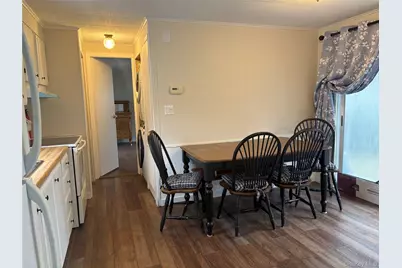 525/82 Riverleigh, Riverhead, NY 11901 - Photo 5