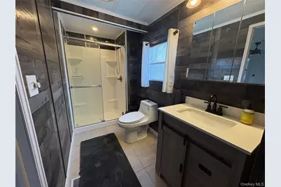 525/82 Riverleigh, Riverhead, NY 11901 - Photo 11