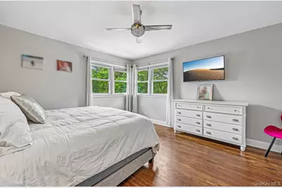 30 Rutledge Road, Scarsdale, NY 10583 - Photo 13