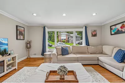 30 Rutledge Road, Scarsdale, NY 10583 - Photo 3