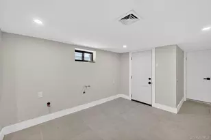 101-16 95th St, Ozone Park, NY 11416 - Photo 19