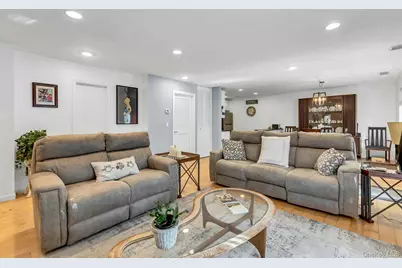 864 Skyline Drive, Coram, NY 11727 - Photo 9