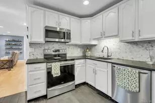 864 Skyline Dr, Coram, NY 11727 - Photo 13