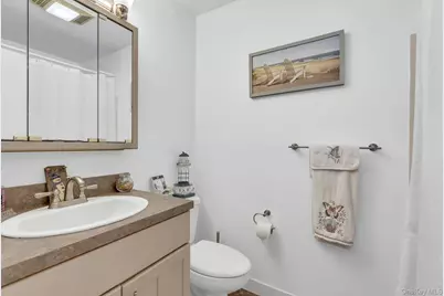 864 Skyline Drive, Coram, NY 11727 - Photo 21