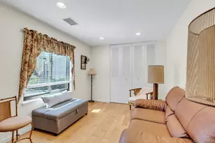 864 Skyline Dr, Coram, NY 11727 - Photo 19