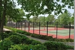 864 Skyline Dr, Coram, NY 11727 - Photo 29