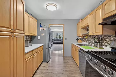 1116 Banner Avenue, Brooklyn, NY 11235 - Photo 15