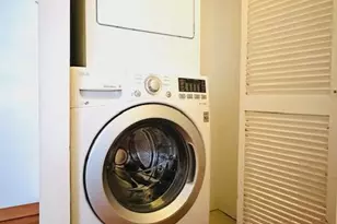 147-20 35th Ave, Flushing, NY 11354 - Photo 5