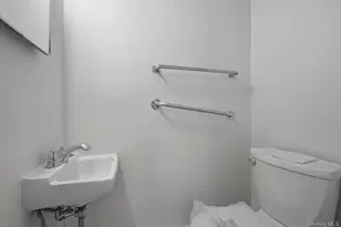 130-04 97th Ave, Richmond Hill, NY 11419 - Photo 7