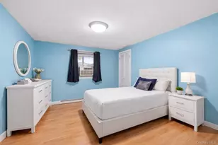 2632 Montauk Ave, Merrick, NY 11566 - Photo 25