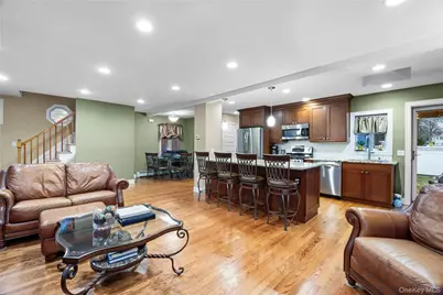 2632 Montauk Avenue, Merrick, NY 11566 - Photo 7