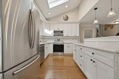 1419 Eric Lane, East Meadow, NY 11554 - Photo 11