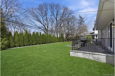 1419 Eric Lane, East Meadow, NY 11554 - Photo 33