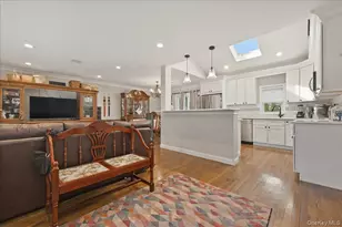 1419 Eric Ln, East Meadow, NY 11554 - Photo 13