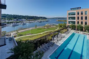 100 Garvies Point Rd, Glen Cove, NY 11542 - Photo 33