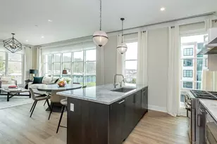 100 Garvies Point Rd, Glen Cove, NY 11542 - Photo 15