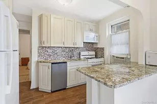 601 Pelham Pkwy N, Bronx, NY 10467 - Photo 15