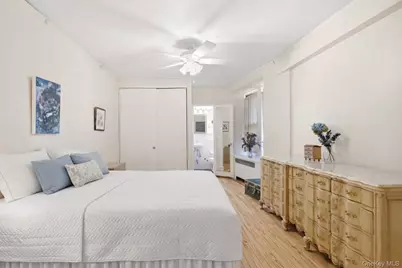 601 Pelham Parkway N #106, Bronx, NY 10467 - Photo 3