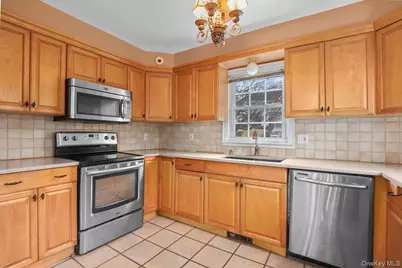 74 White Road, Scarsdale, NY 10583 - Photo 5