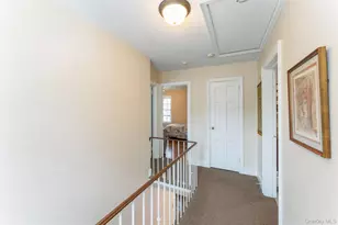 24 Welwyn Rd, Great Neck, NY 11021 - Photo 13