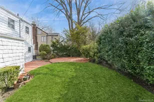 24 Welwyn Rd, Great Neck, NY 11021 - Photo 23