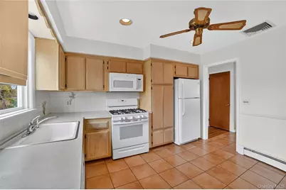 16 Patti Lane, Yonkers, NY 10701 - Photo 17