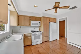 16 Patti Ln, Yonkers, NY 10701 - Photo 17