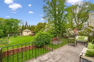 16 Patti Ln, Yonkers, NY 10701 - Photo 37