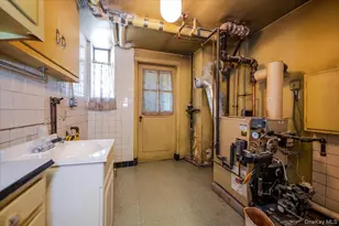 1776 Seminole Ave, Bronx, NY 10461 - Photo 23