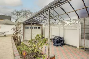 90-31 180th St, Jamaica, NY 11432 - Photo 9