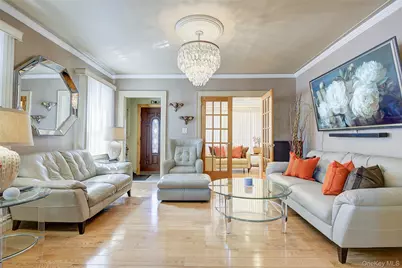 9031 180th Street, Jamaica, NY 11432 - Photo 5