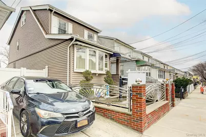 9031 180th Street, Jamaica, NY 11432 - Photo 3