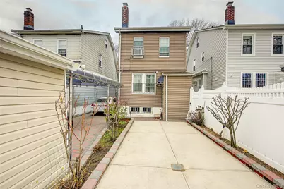 9031 180th Street, Jamaica, NY 11432 - Photo 7