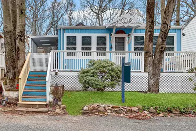 21 Cottage Road, Calverton, NY 11933 - Photo 3