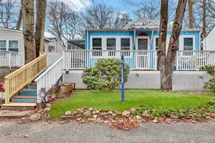 21 Cottage Rd, Calverton, NY 11933 - Photo 29