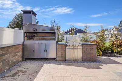 21 Adams Street N, Farmingdale, NY 11735 - Photo 27