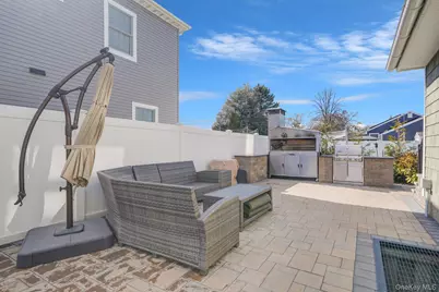 21 Adams Street N, Farmingdale, NY 11735 - Photo 31