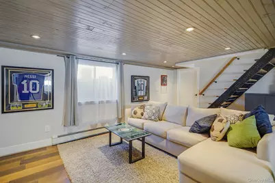 21 Adams Street N, Farmingdale, NY 11735 - Photo 23